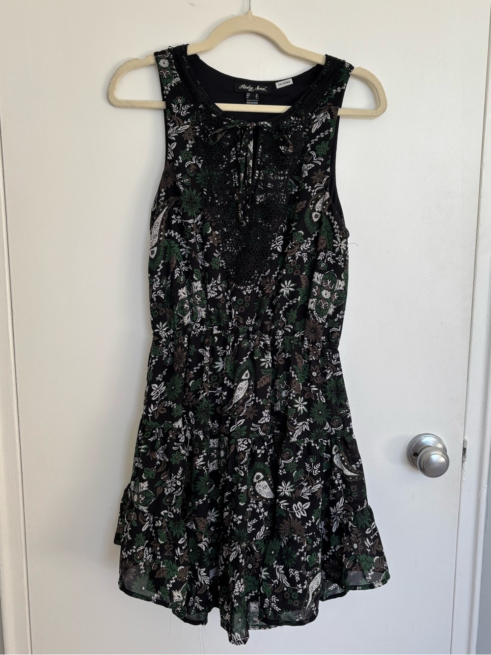 Funky Soul Floral Sleeveless Dress - Black/Green